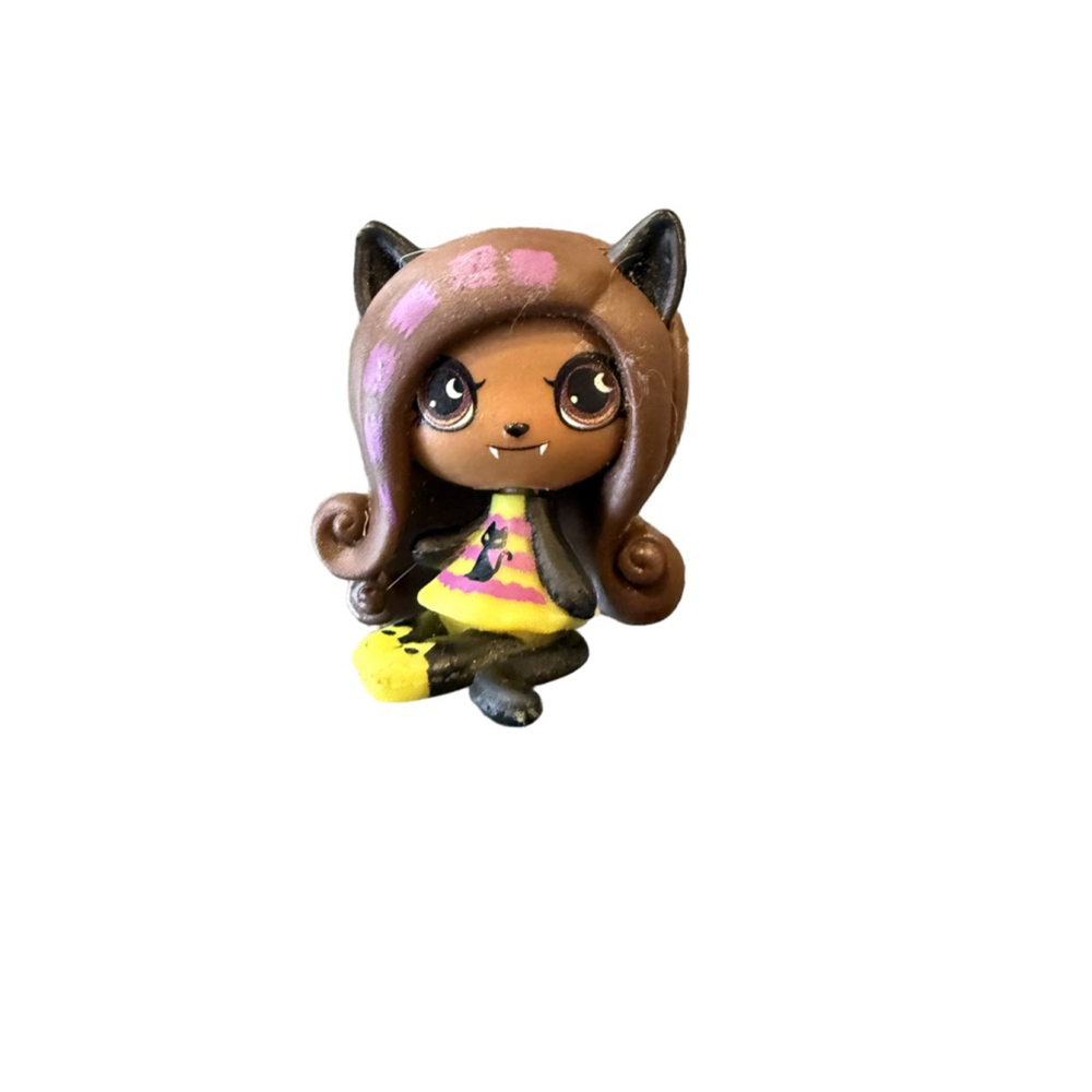 Mattel Halloween Monster High Minis Season 1 Blind Box Figure - Clawdeen Wolf